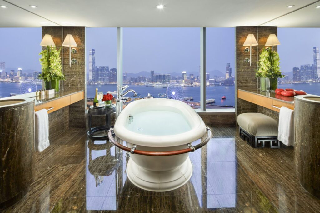 Mandarin Oriental Hong Kong – Harbor View Suite – Bathroom