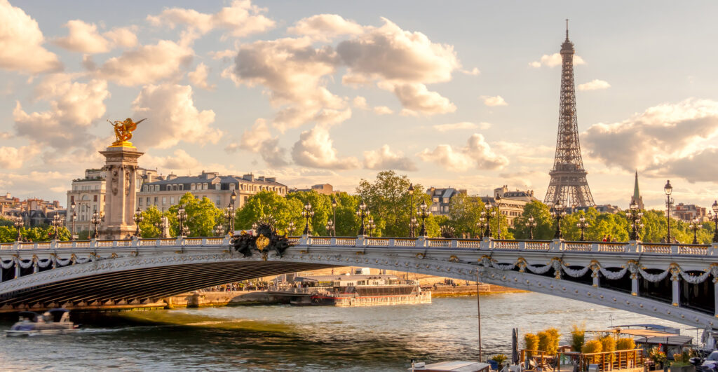 Rive Gauche Paris. Best places, attractions, squares, gardens