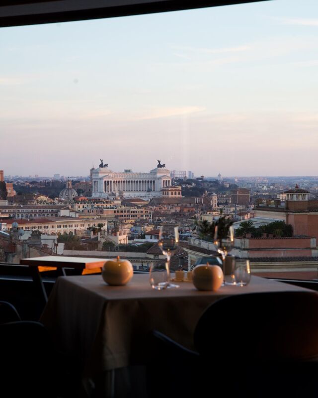 Discover @chef_fabiociervo’s cuisine made from bounty of fresh produce and herbs at La Terrazza in @hoteledenrome 🦞